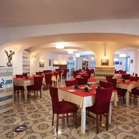 Ischia Onda Blu 호텔 3*